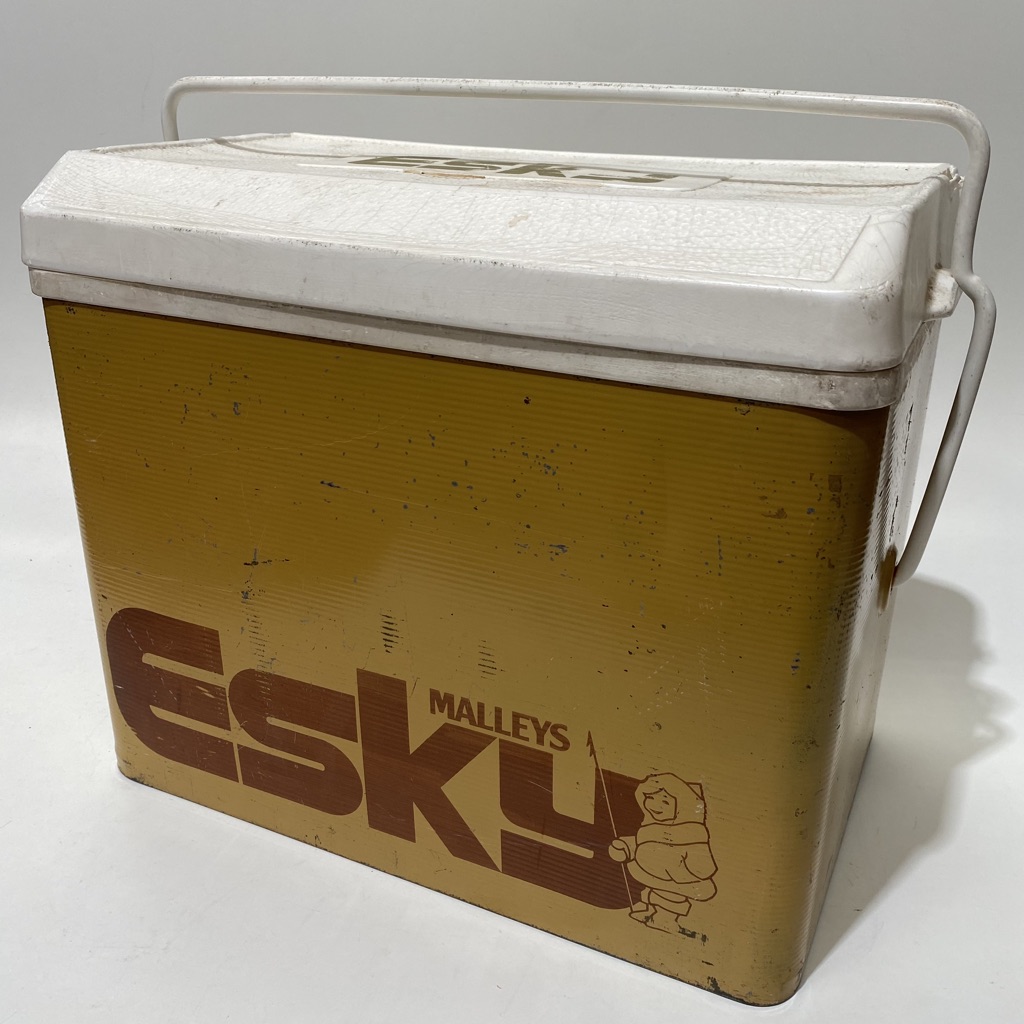 ESKY, Mustard Malleys w White Lid